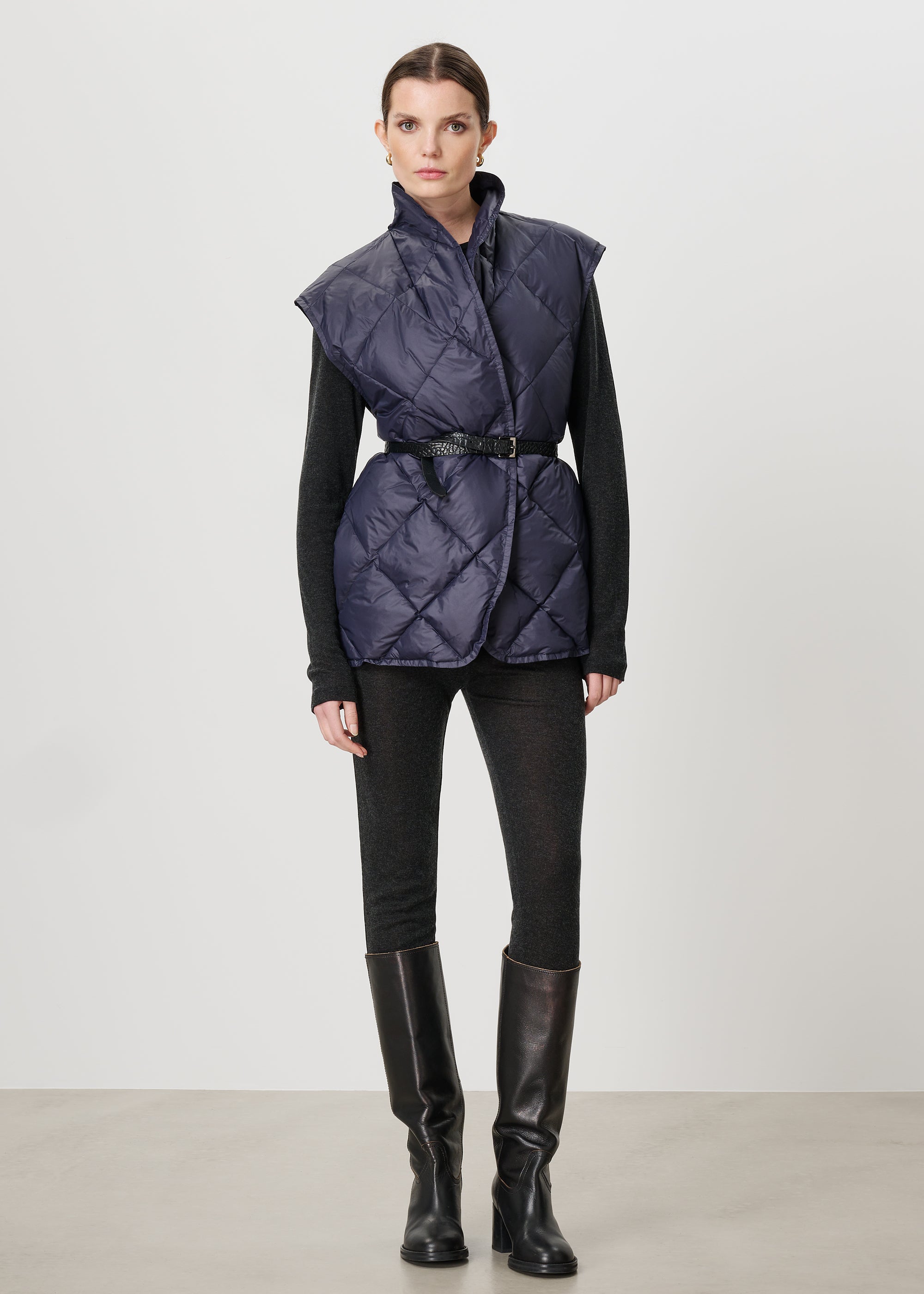 #color_midnight blue