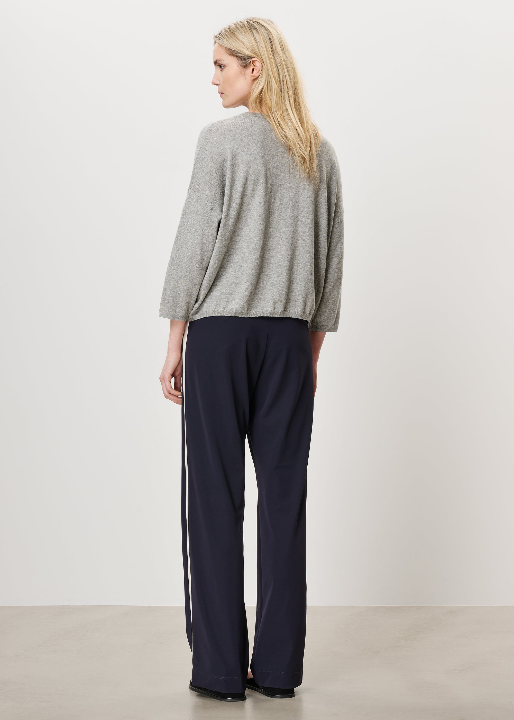 #color_light grey melange