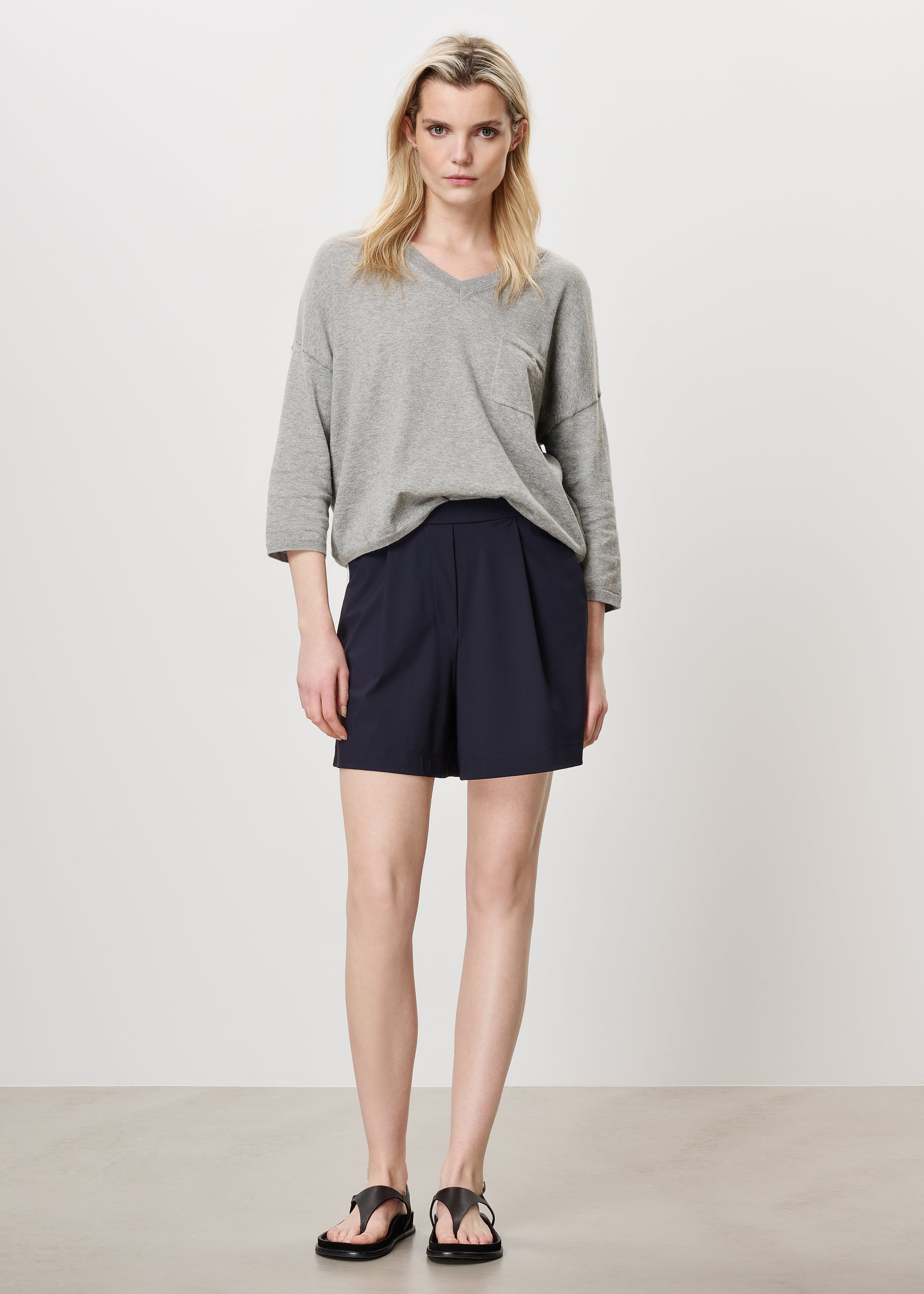 #color_light grey melange