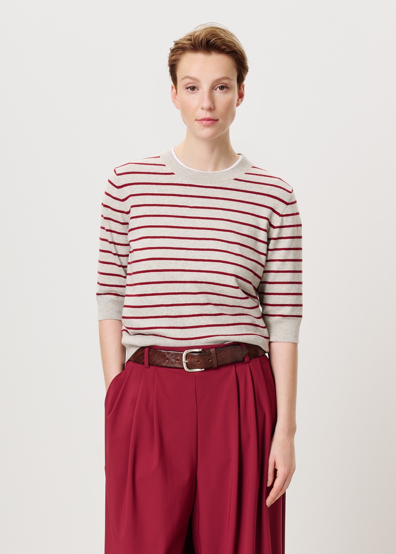 #color_grey/ruby red stripe