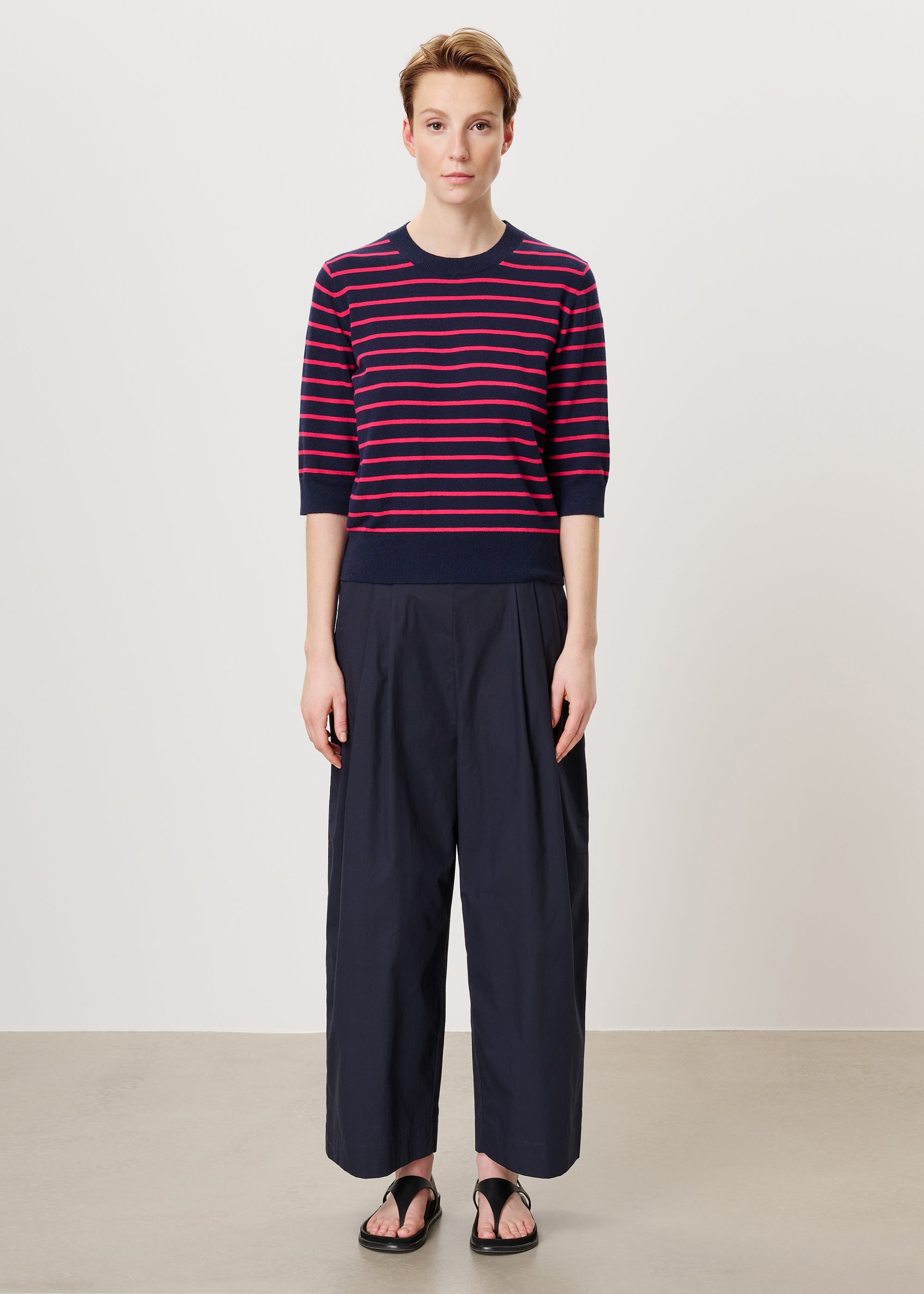 #color_ink blue/blossom stripe