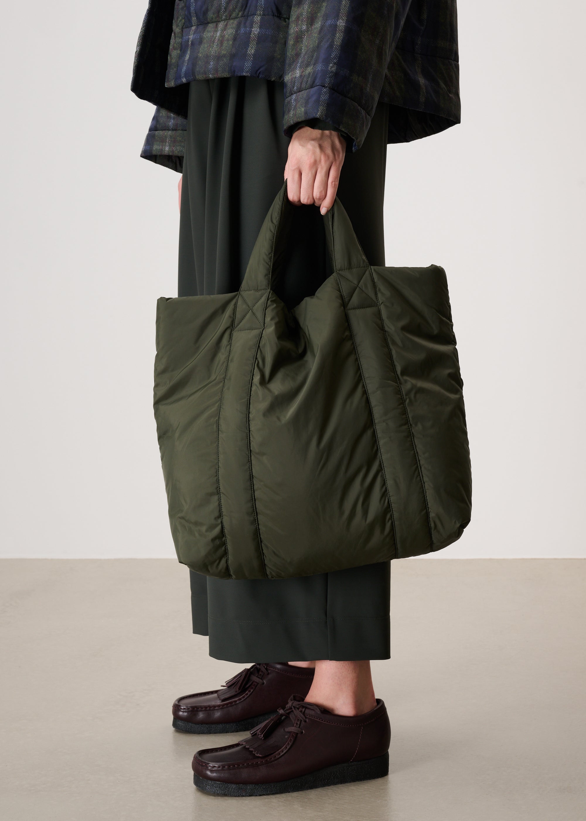 #color_khaki green