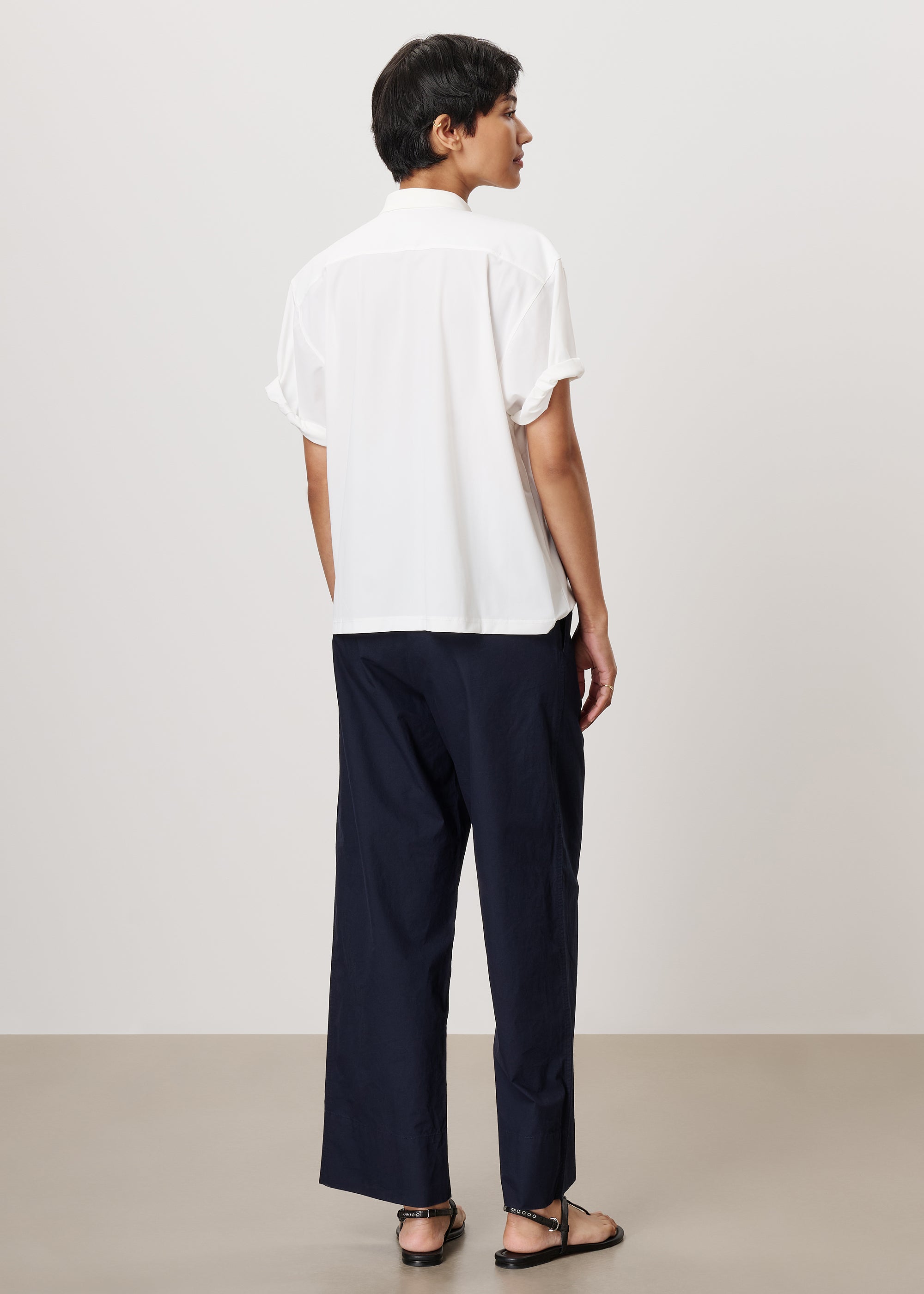 #color_off white