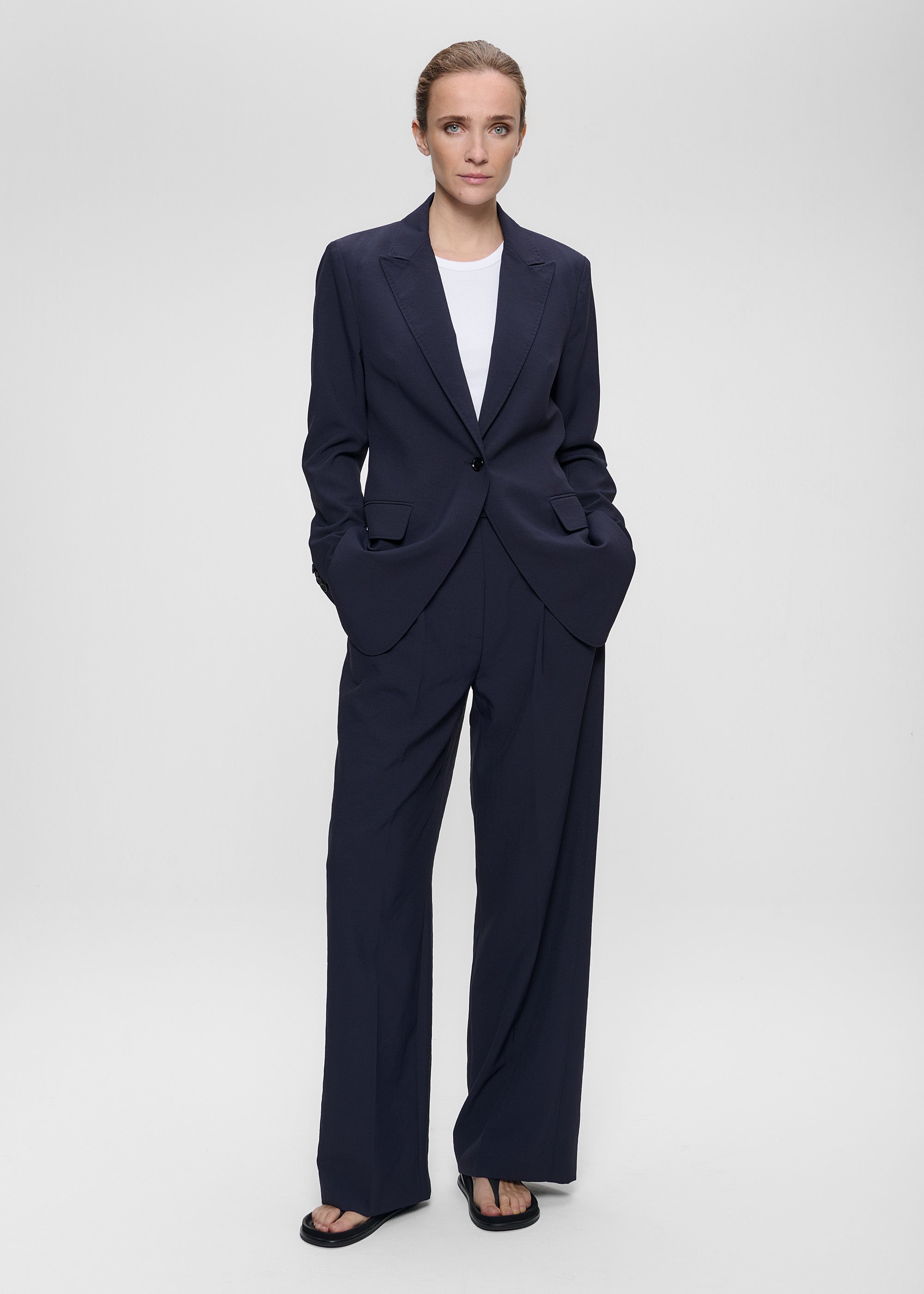 #color_midnight blue