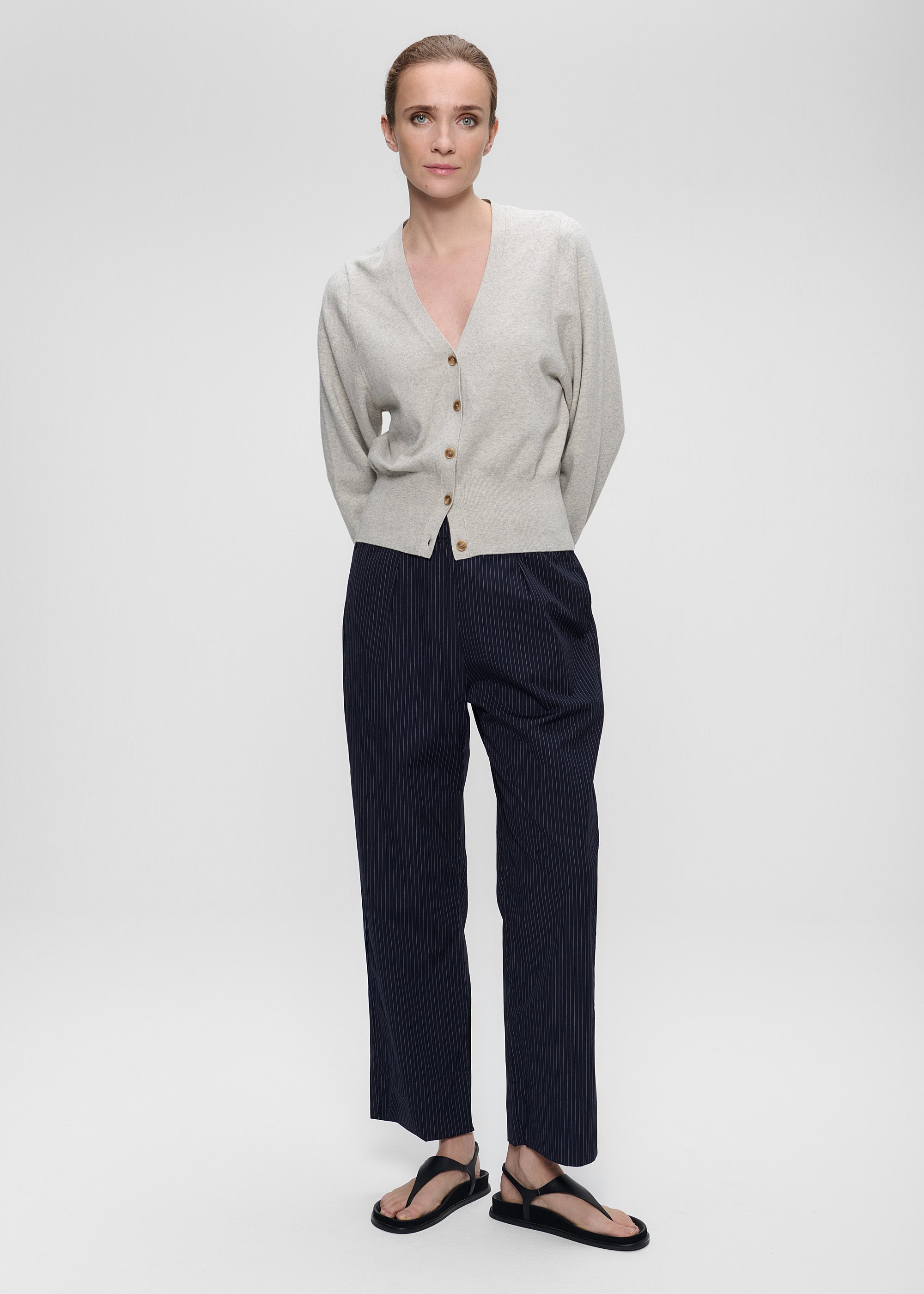 #color_light grey melange