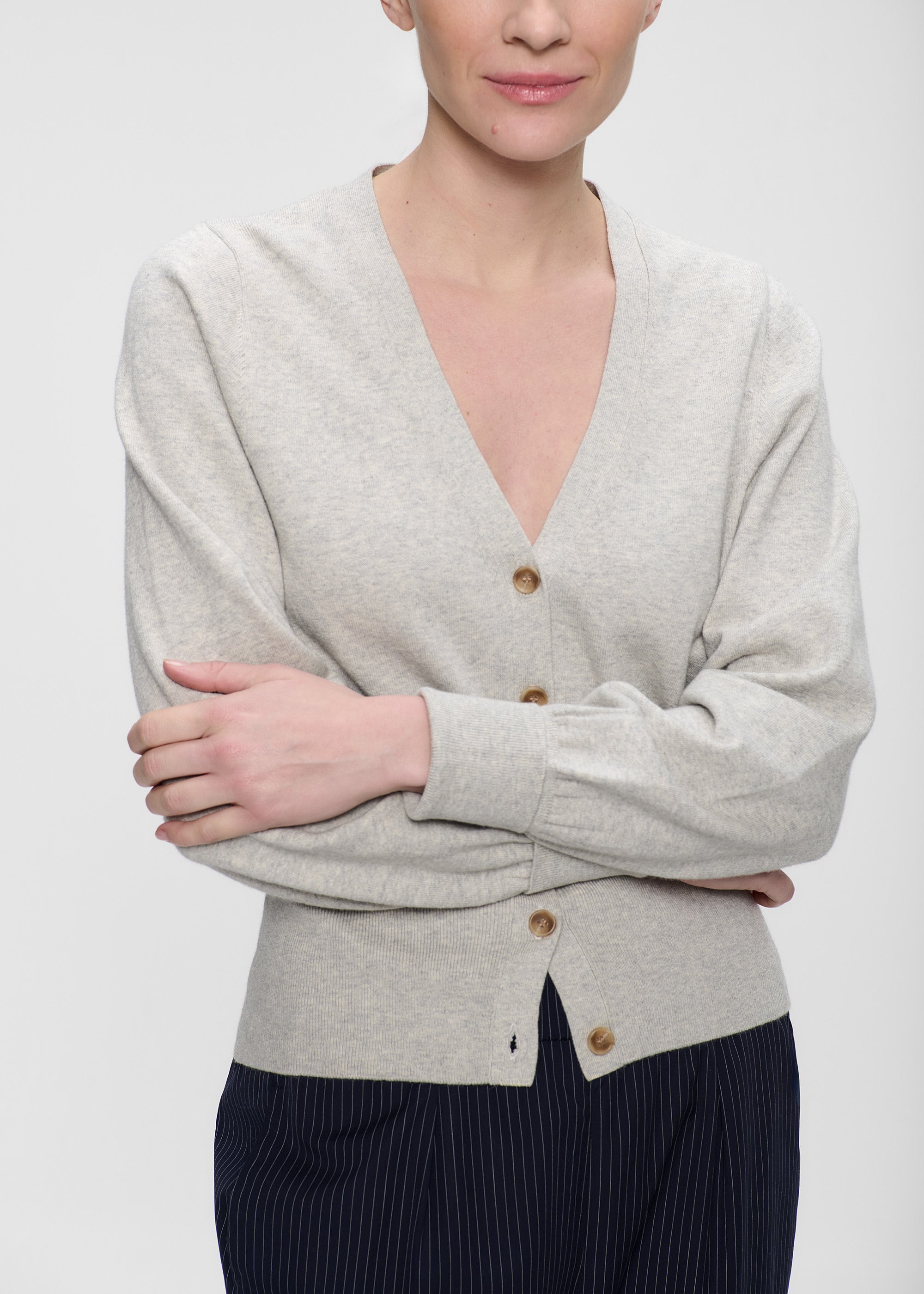 #color_light grey melange