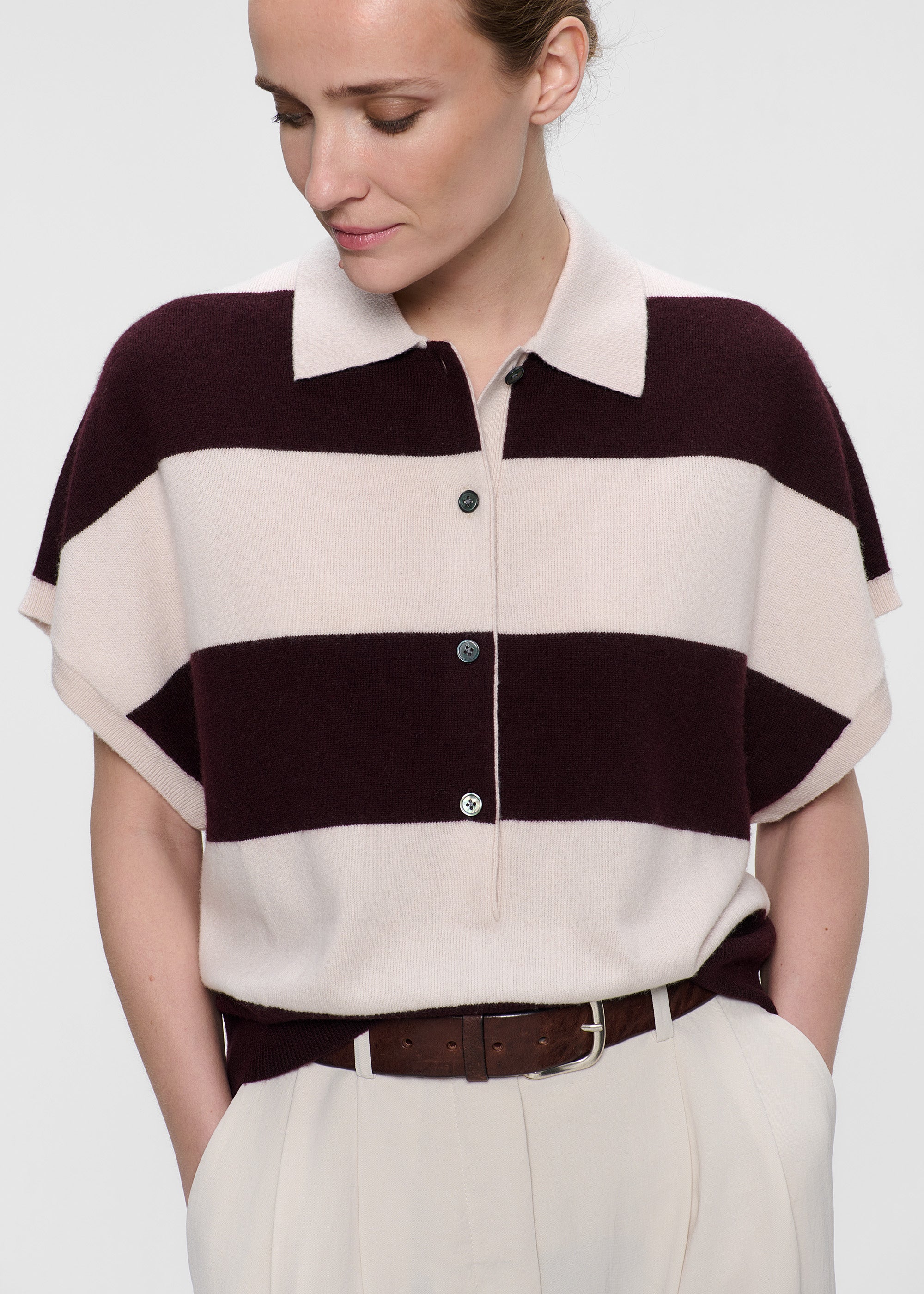 #color_cream/deep brown