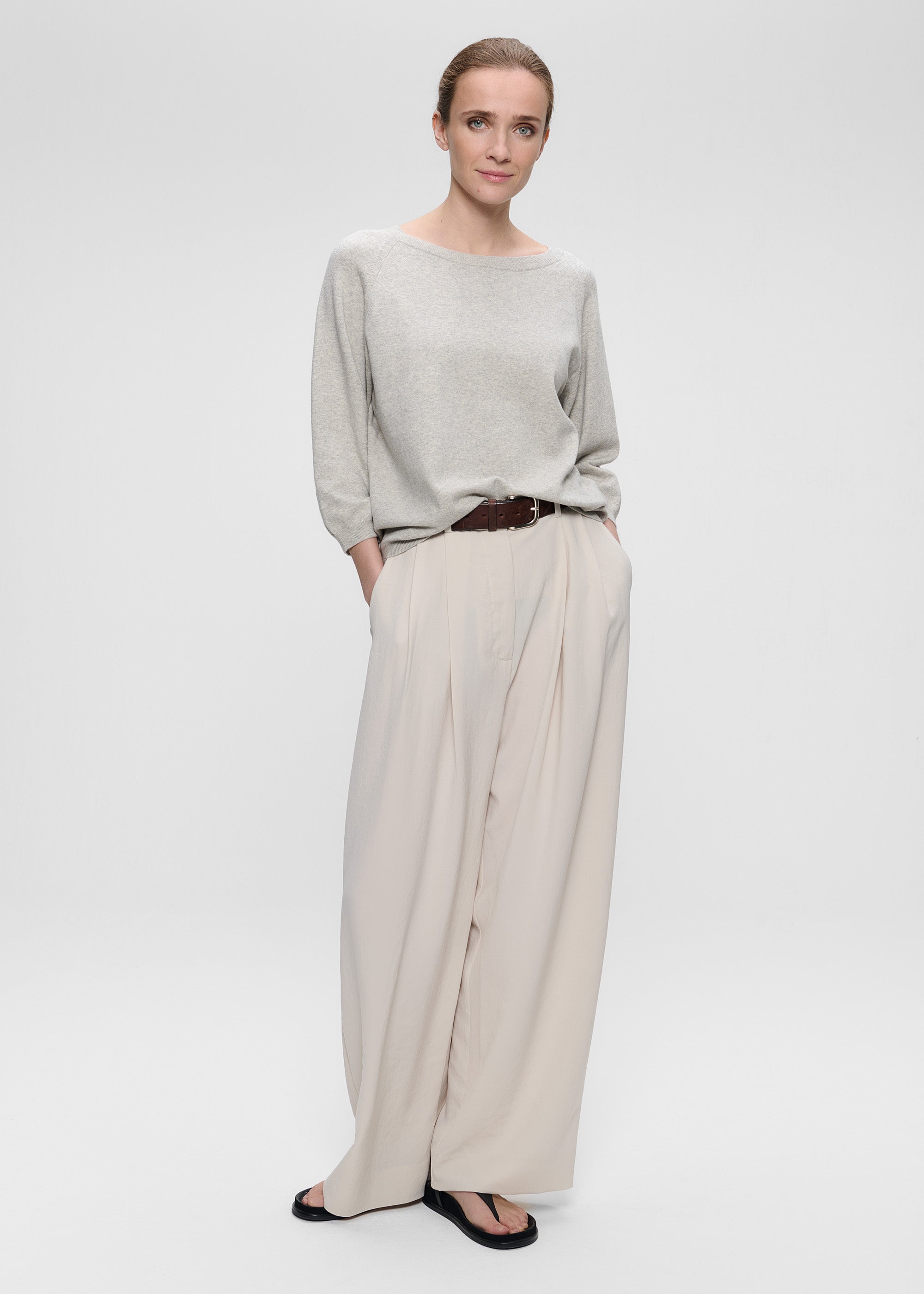 #color_light grey melange