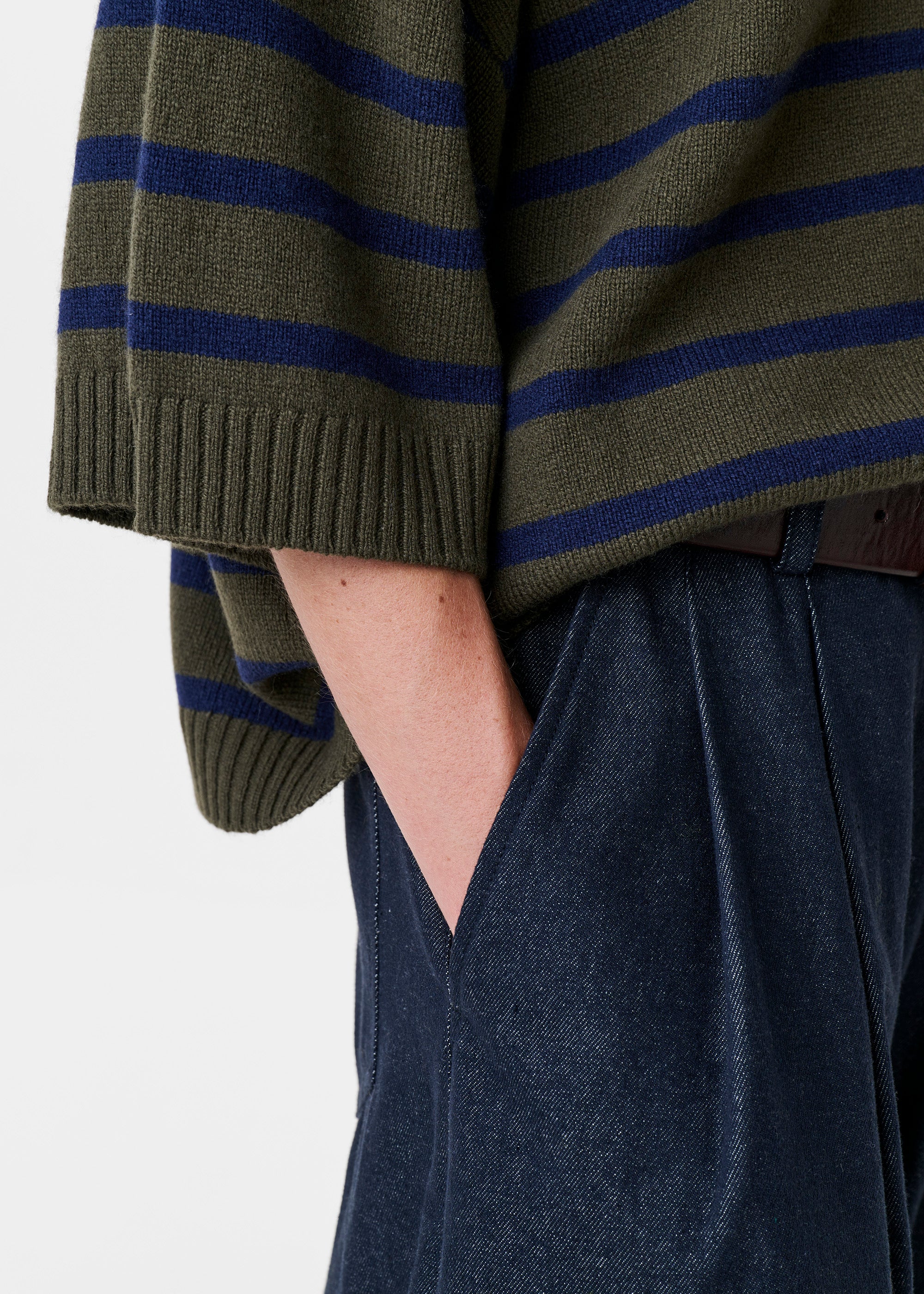 #color_green blue stripe