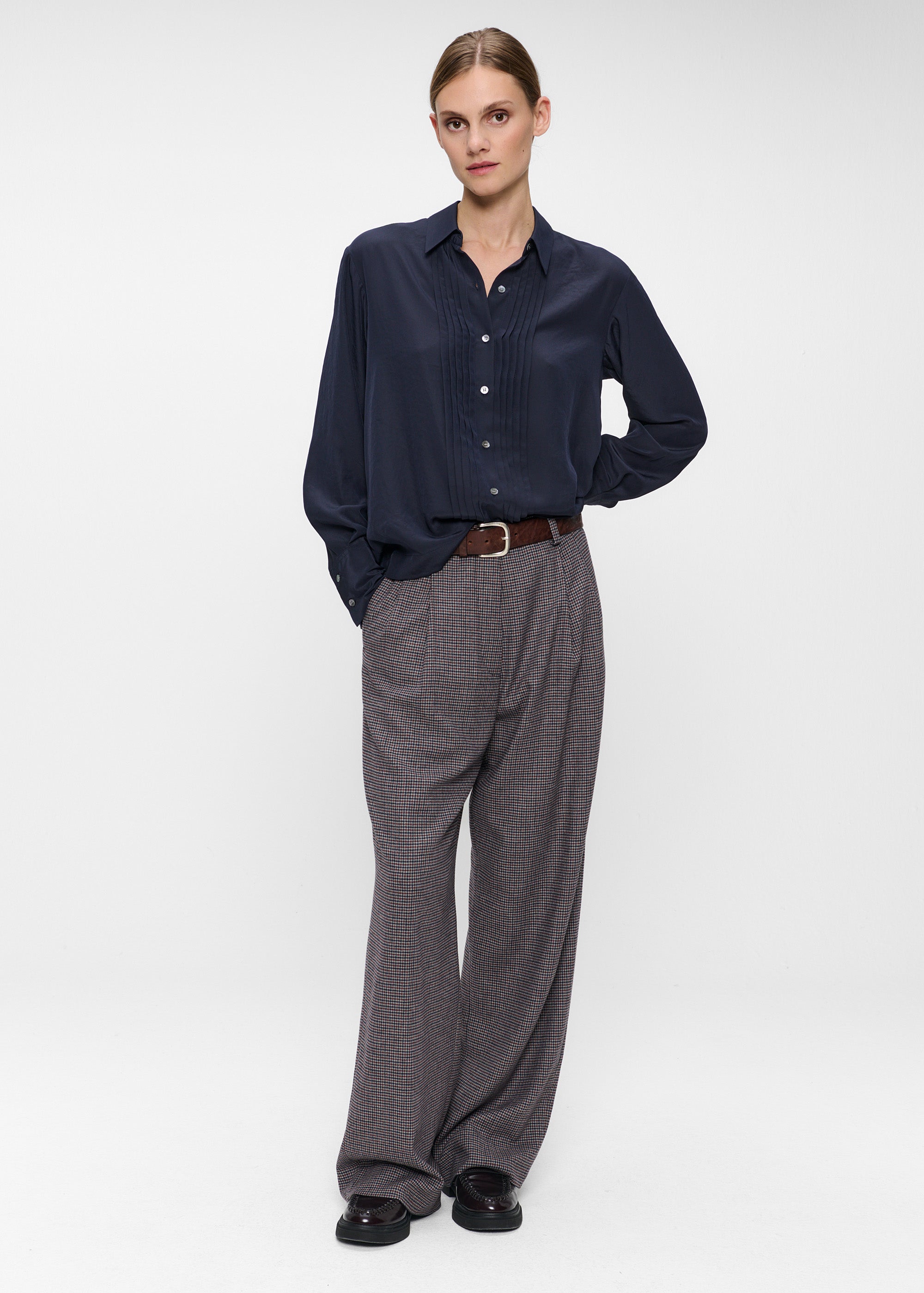 #color_midnight blue