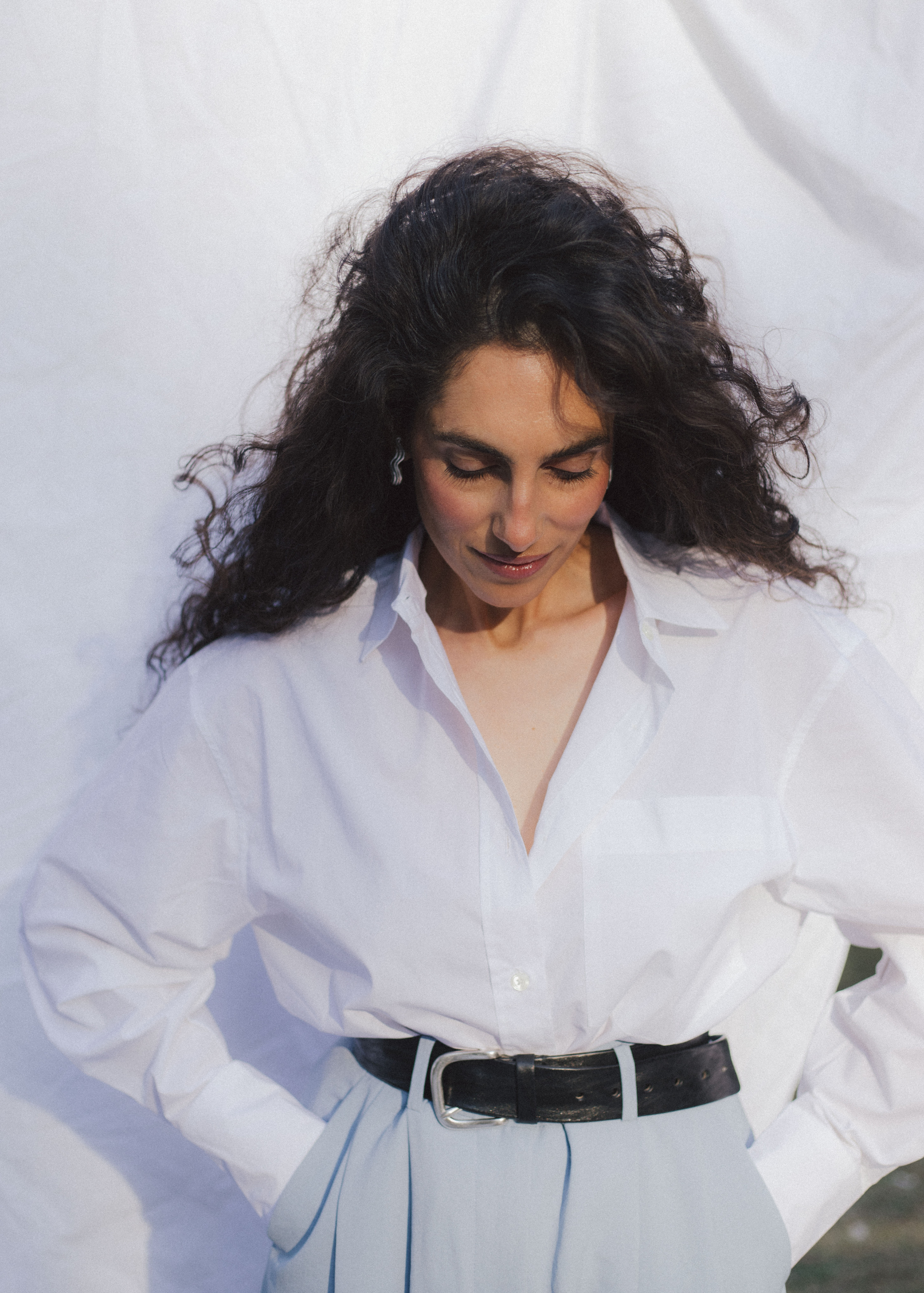 WHITE LONG SLEEVE SHIRT