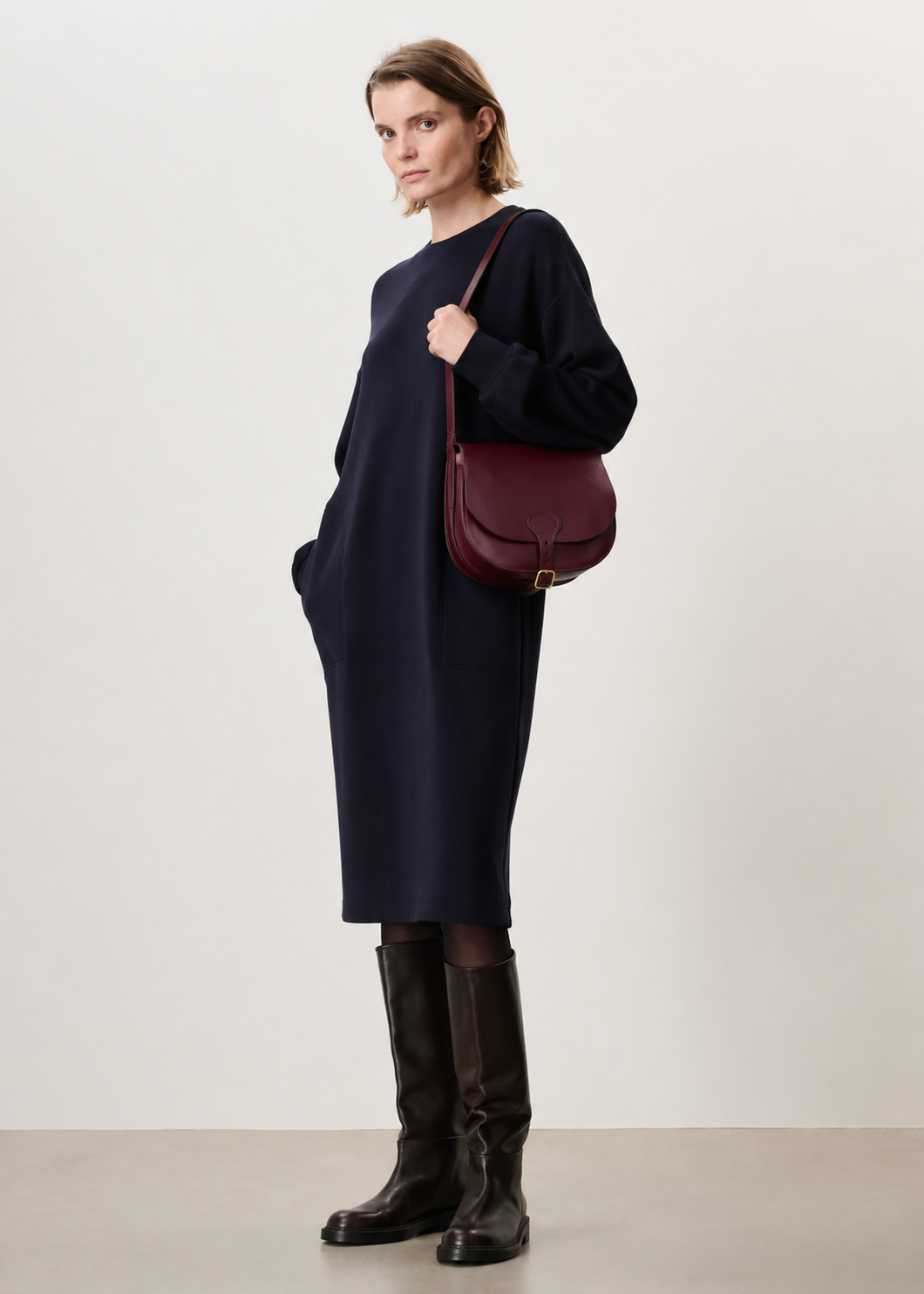 DIANE CROSS BODY BAG.