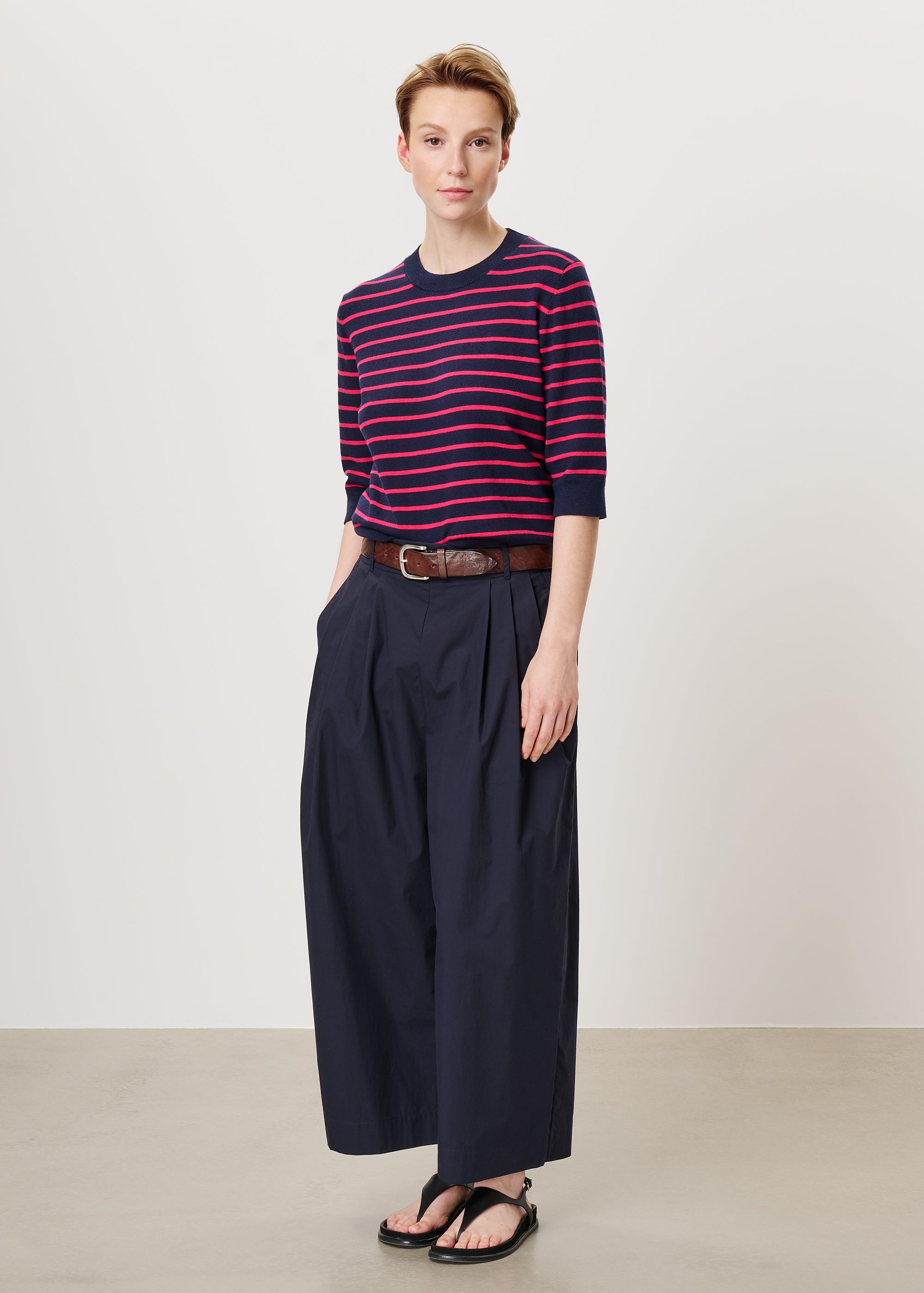 #color_ink blue/blossom stripe