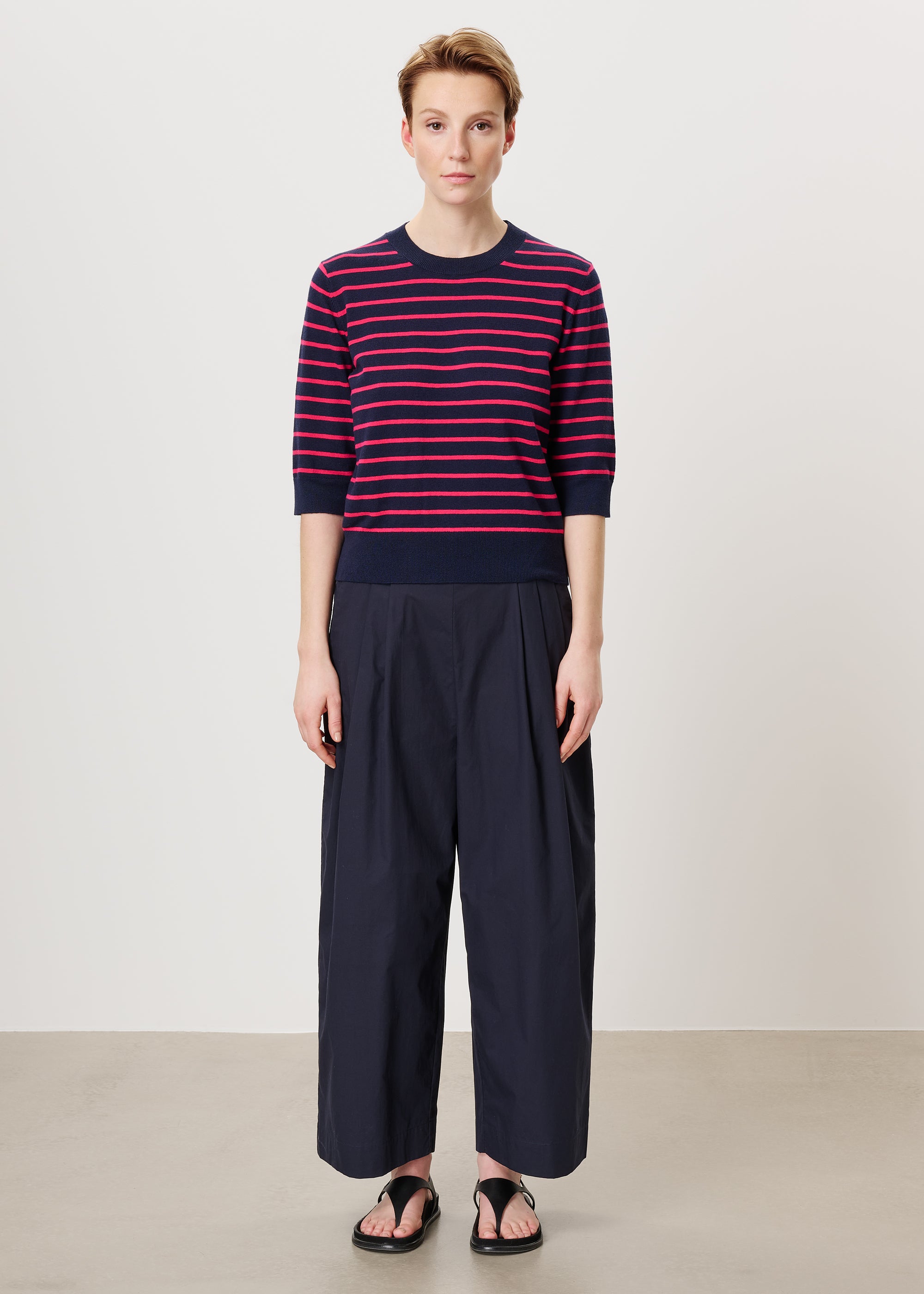 #color_ink blue/blossom stripe