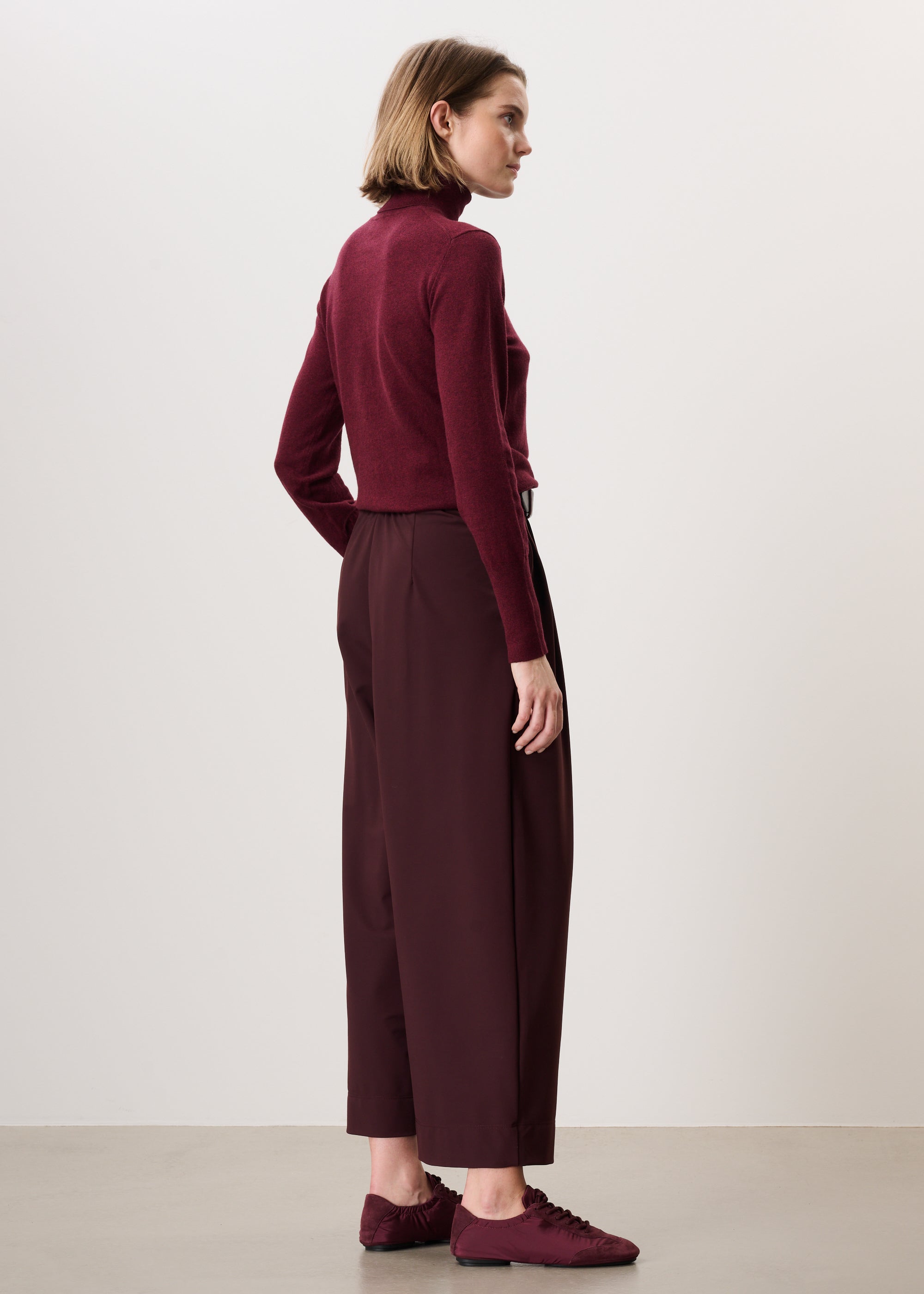 #color_maroon