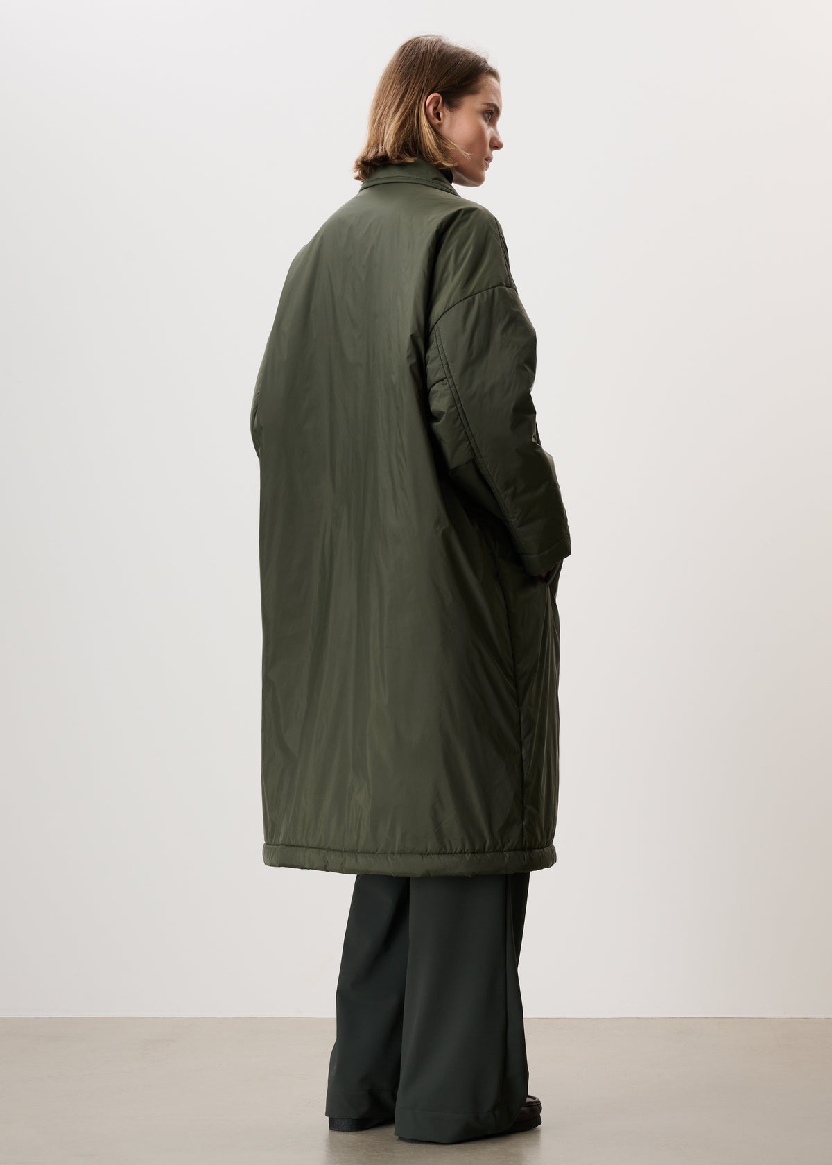 #color_khaki green