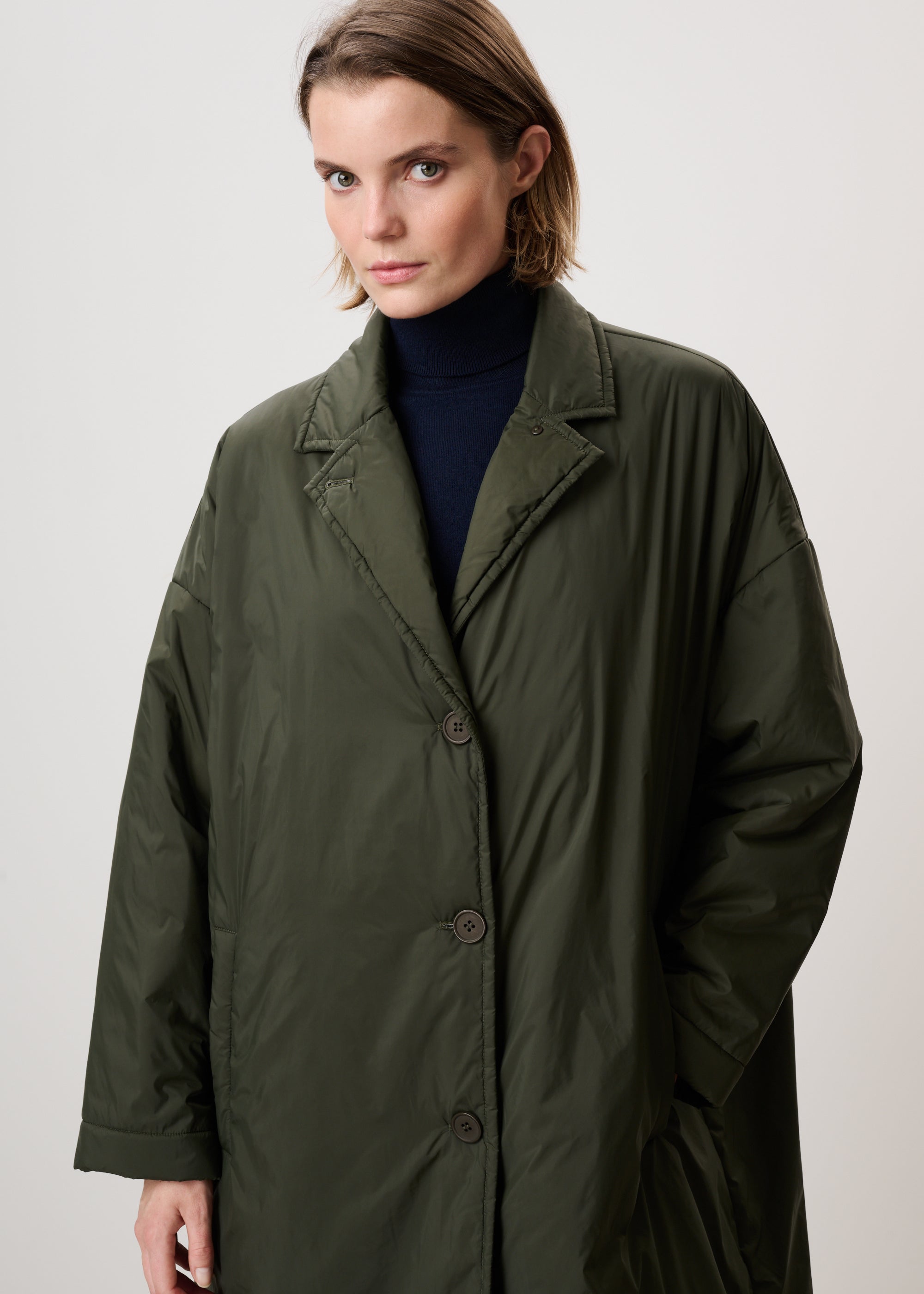 #color_khaki green