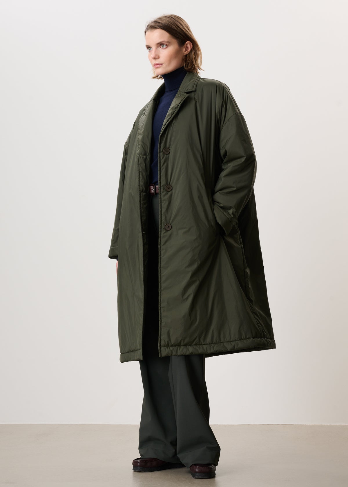 #color_khaki green