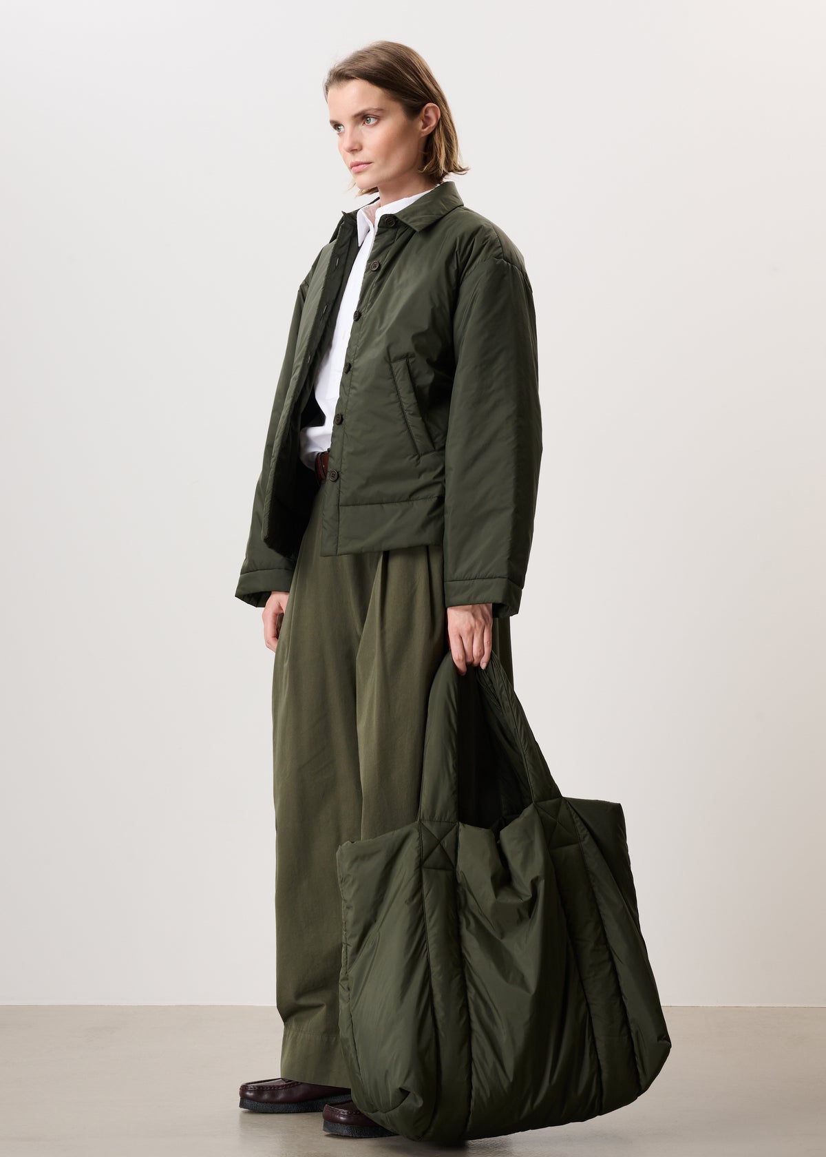#color_khaki green