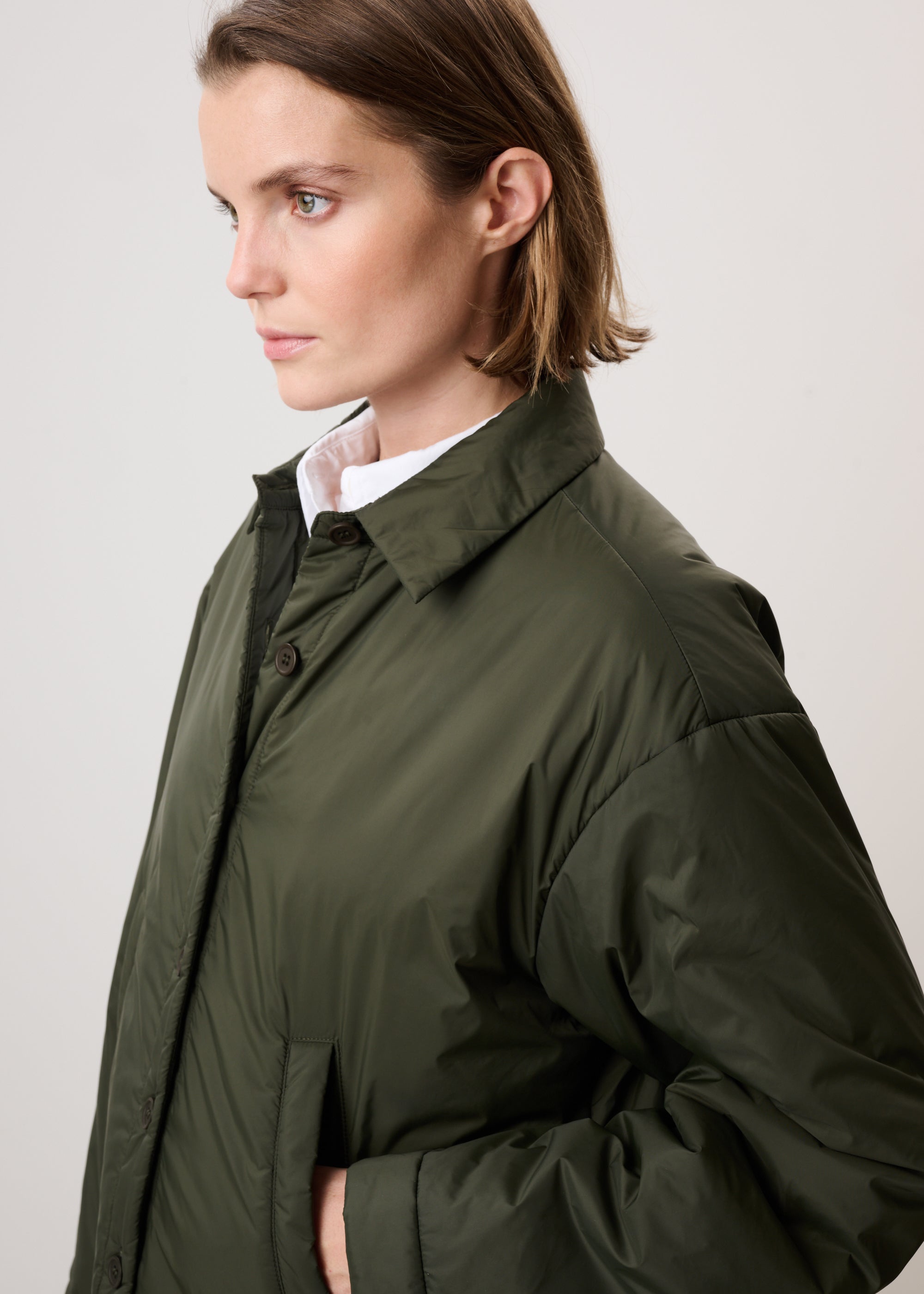 #color_khaki green