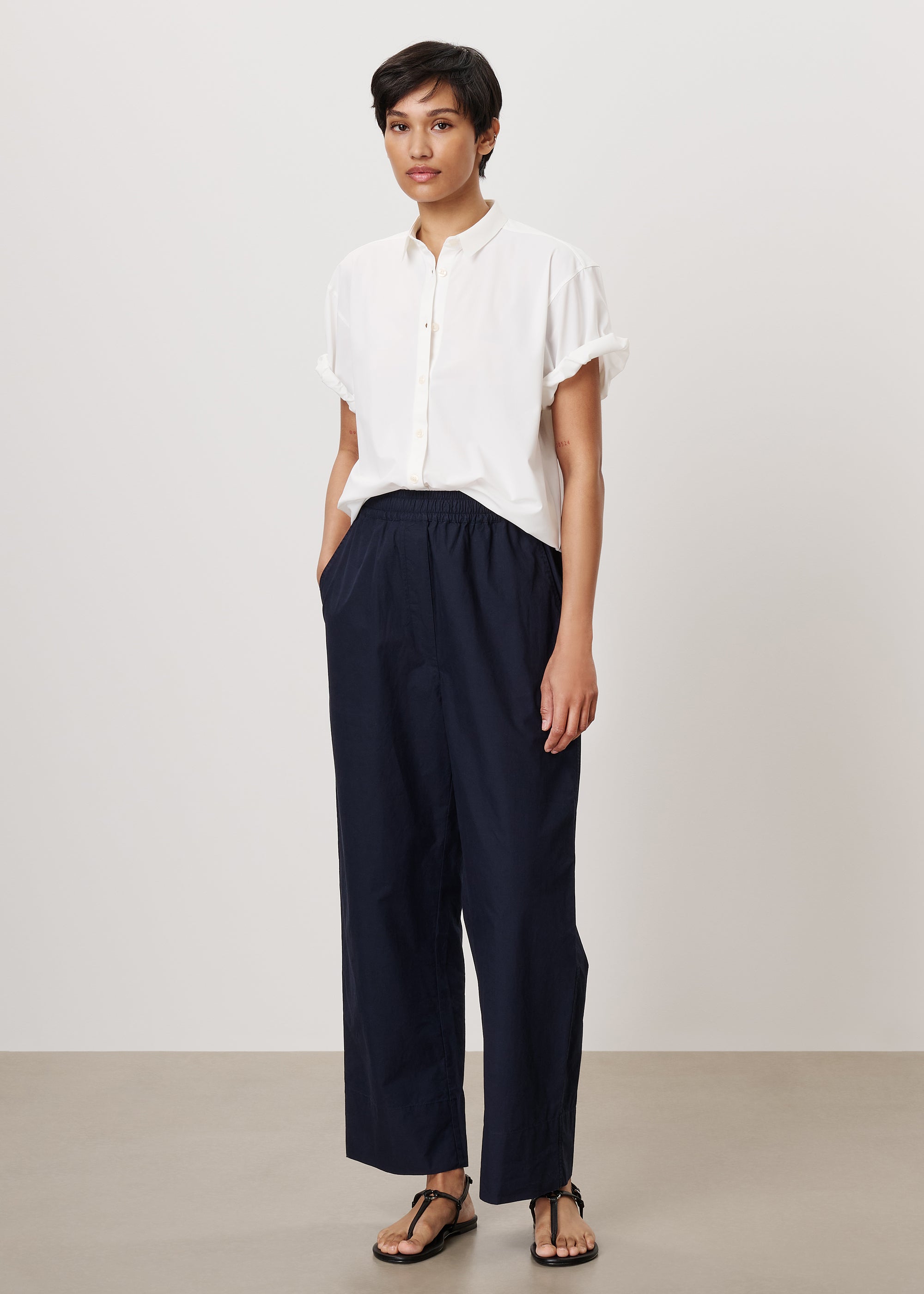 #color_off white