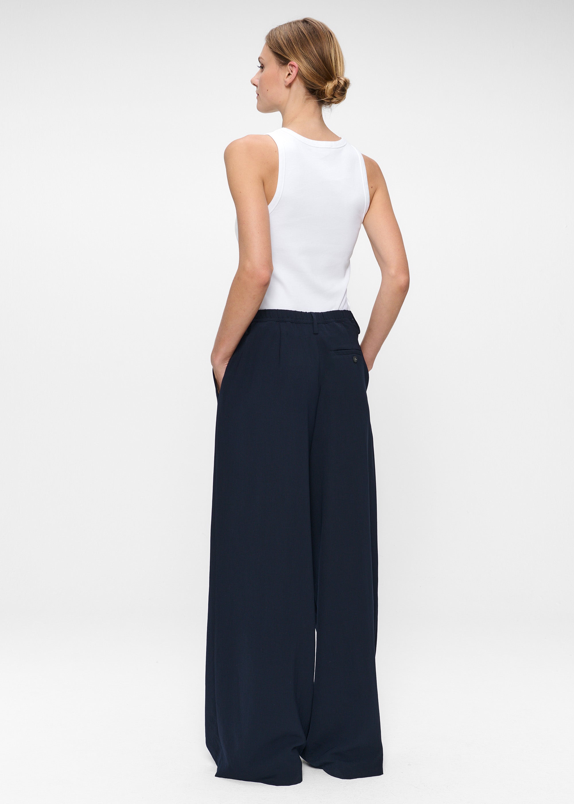 #color_midnight blue