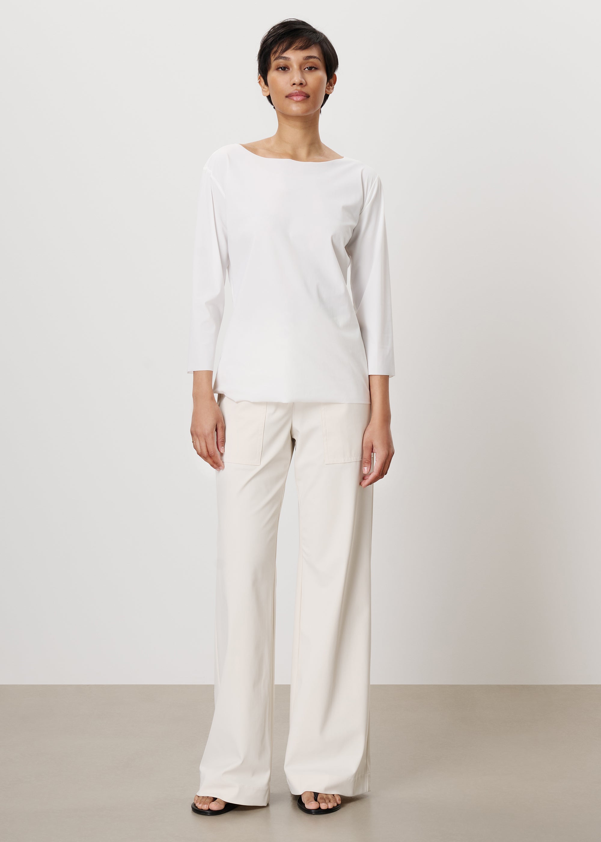 #color_off white
