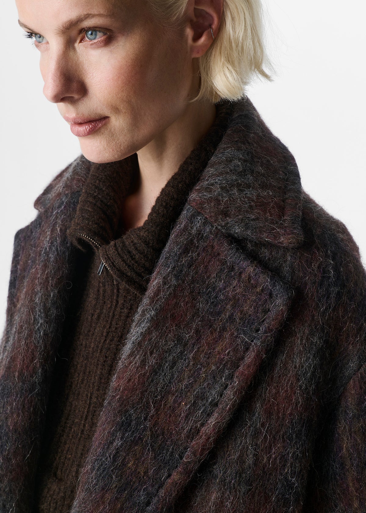 #color_warm brown check