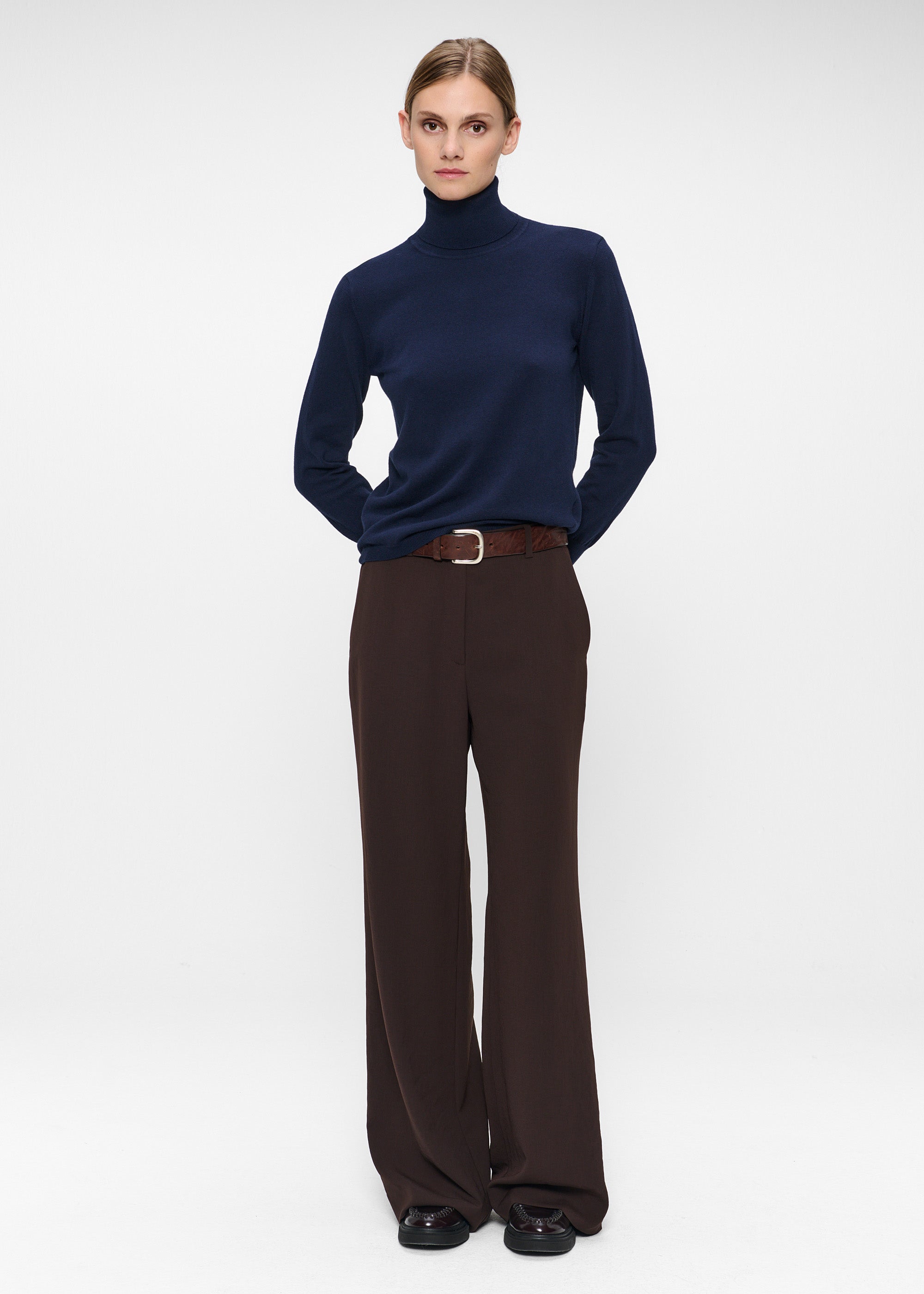 #color_midnight blue