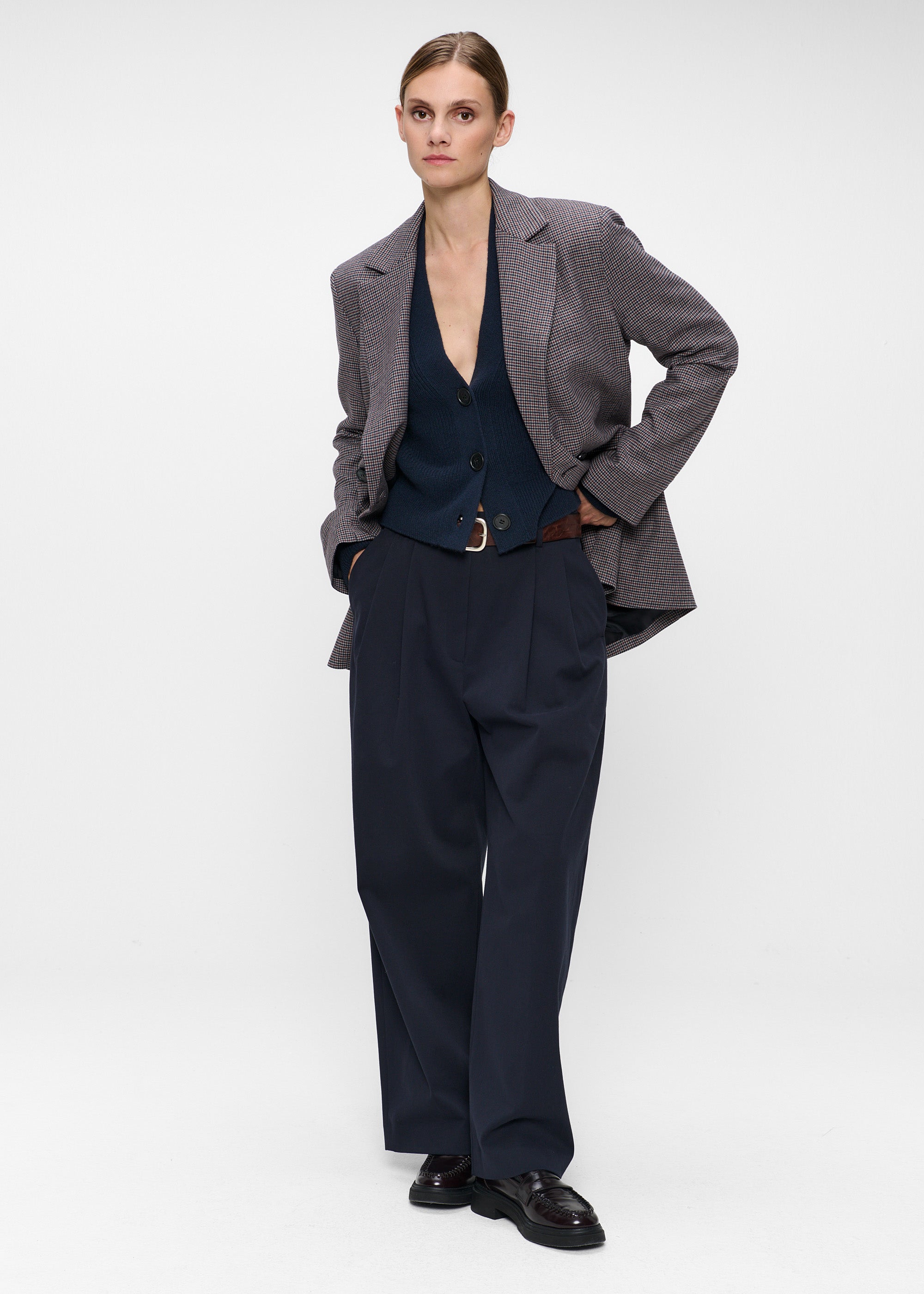 #color_midnight blue