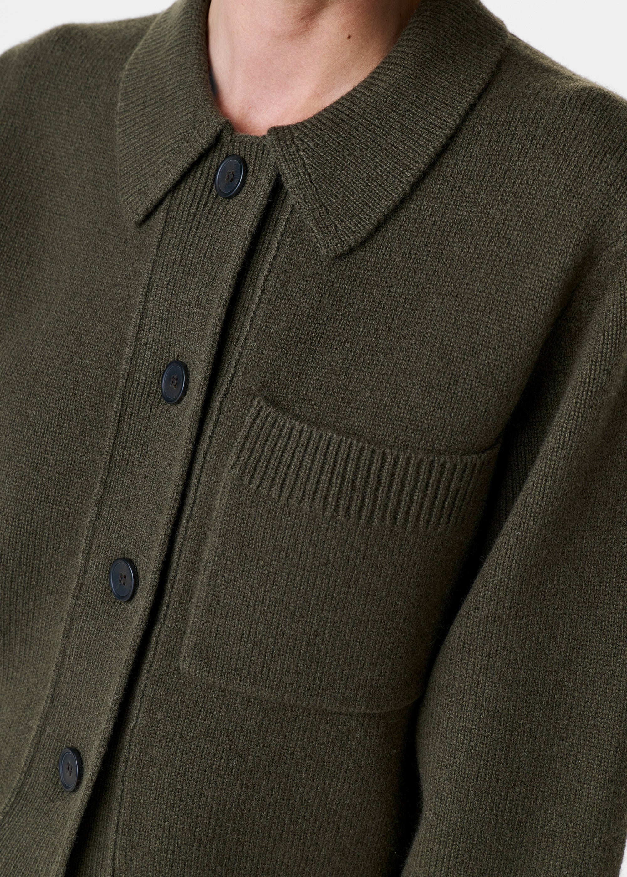 #color_dark green
