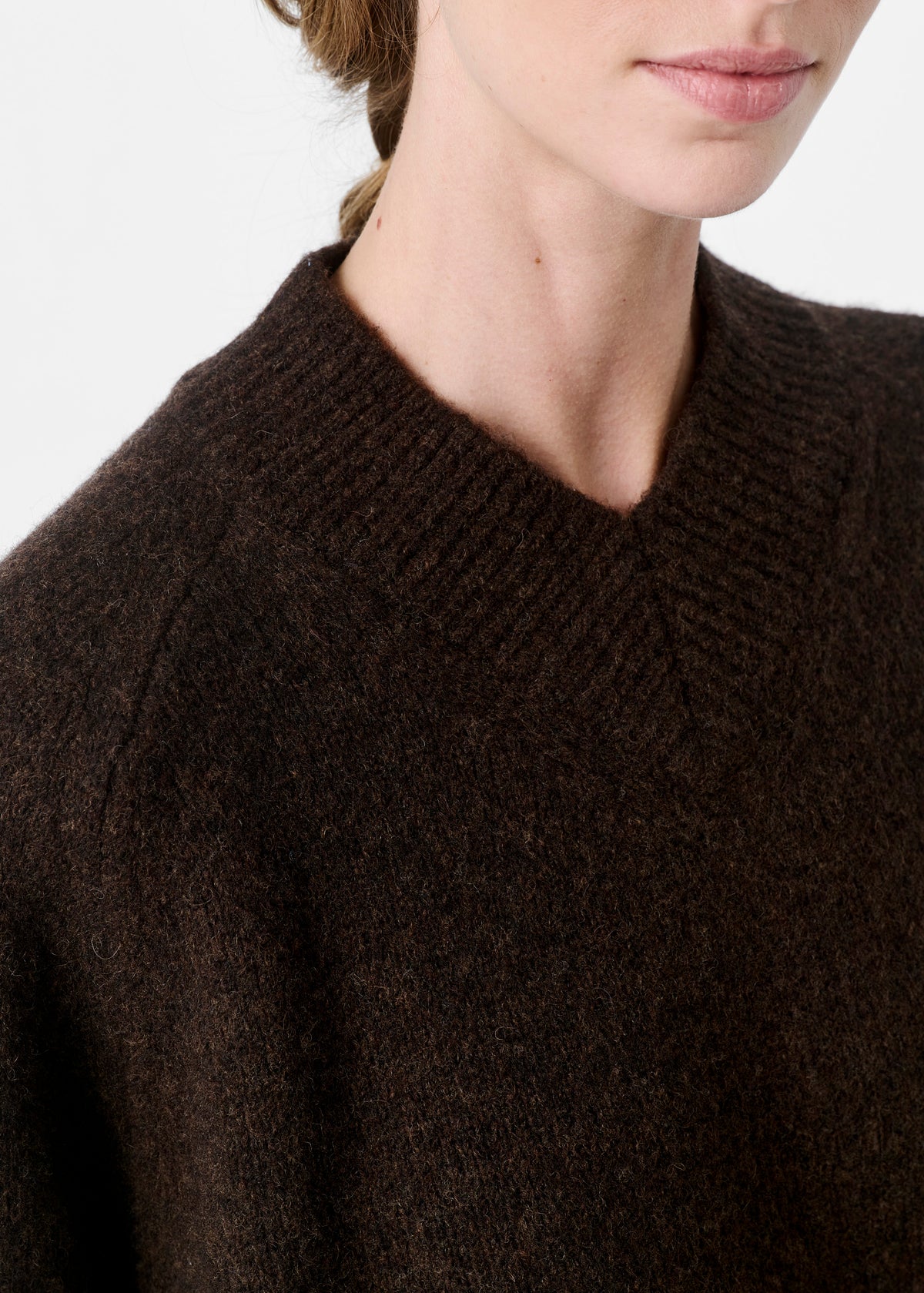 #color_deep brown