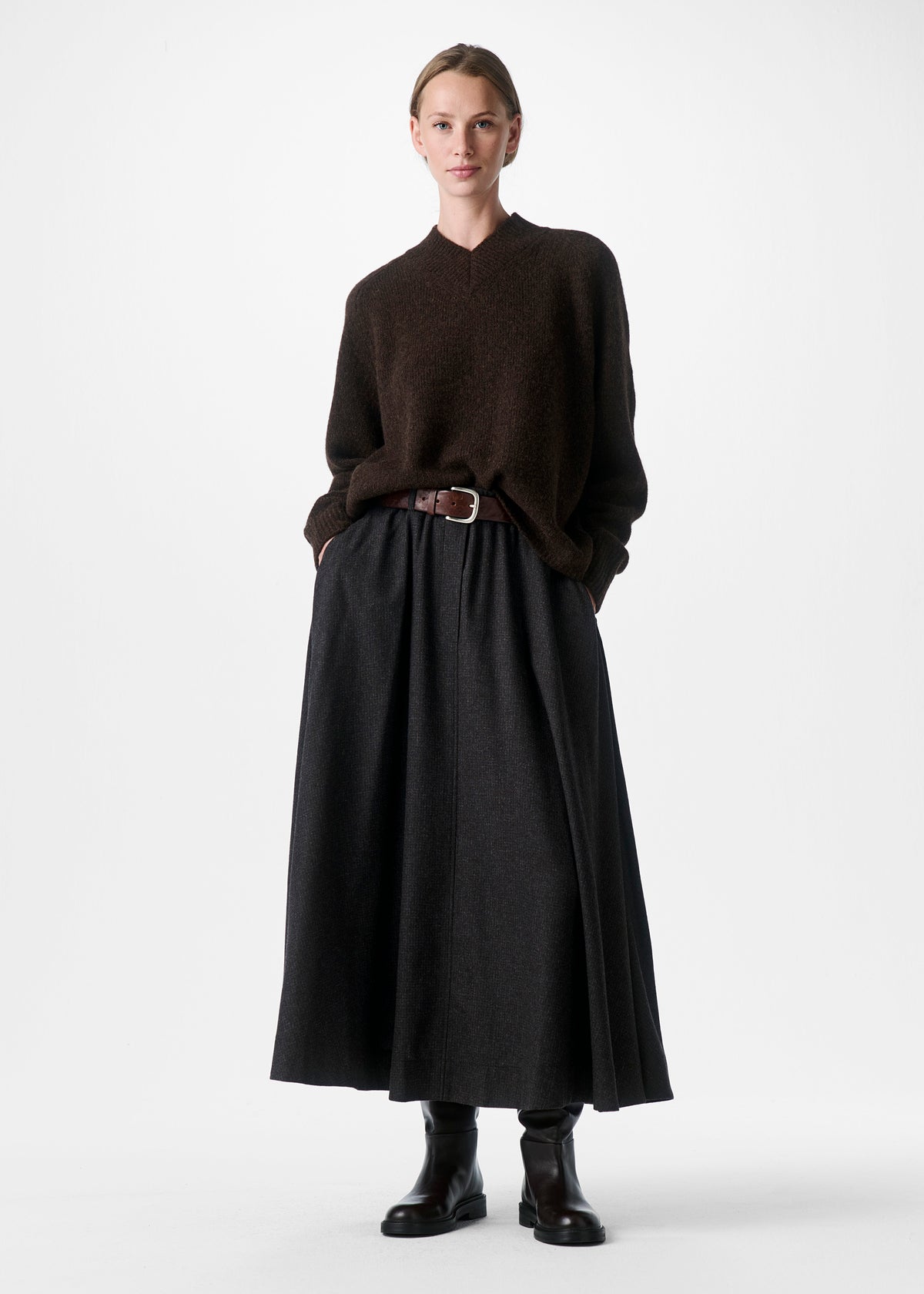 #color_deep brown