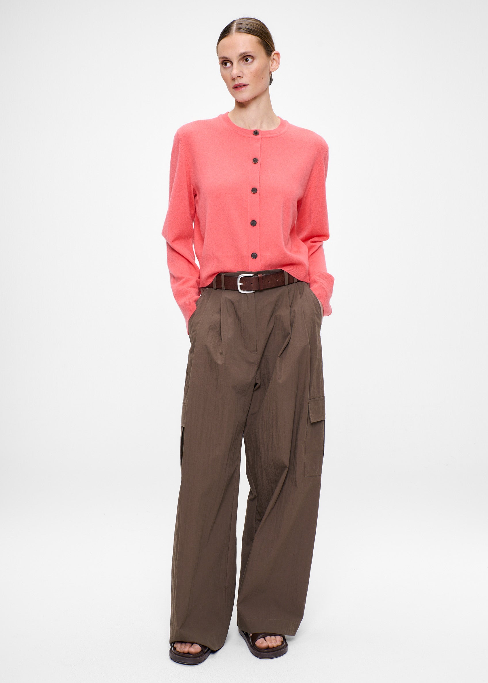 COTTON NYLON JADE CARGO PANTS.
