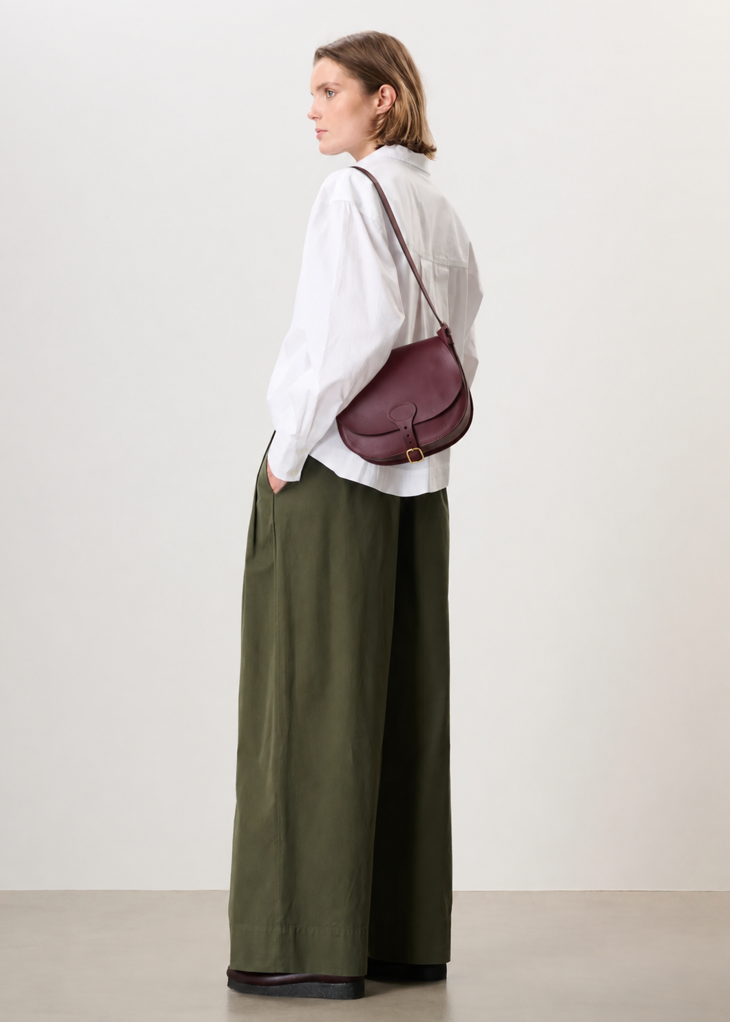 DIANE CROSS BODY BAG.